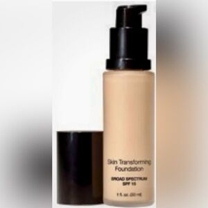 COUNTRY BEIGE SKIN TRANSFORMING FOUNDATION DISCONTINUED COLOR RARE FIND FROM MUA